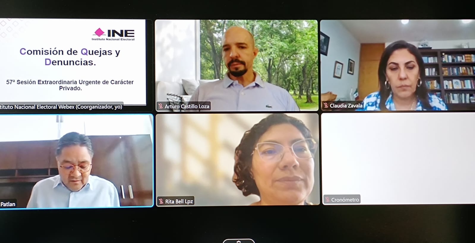 Comisión de Quejas y Denuncias en sesión