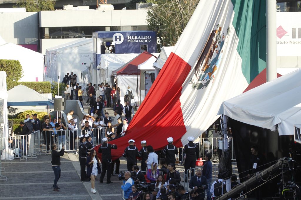 Honores a la bandera del Proceso Electoral 2023-2024-1