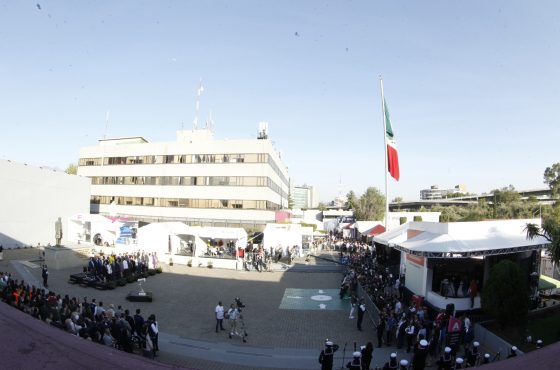 Honores a la bandera de la Elección 2024