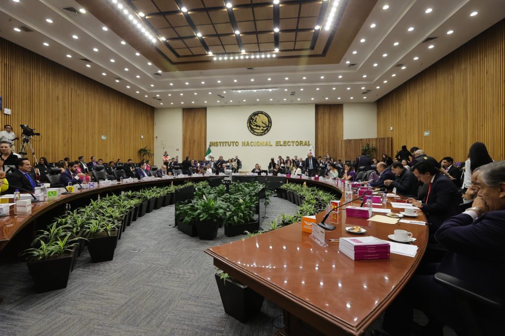 Sesión Extraordinaria del Consejo General del INE