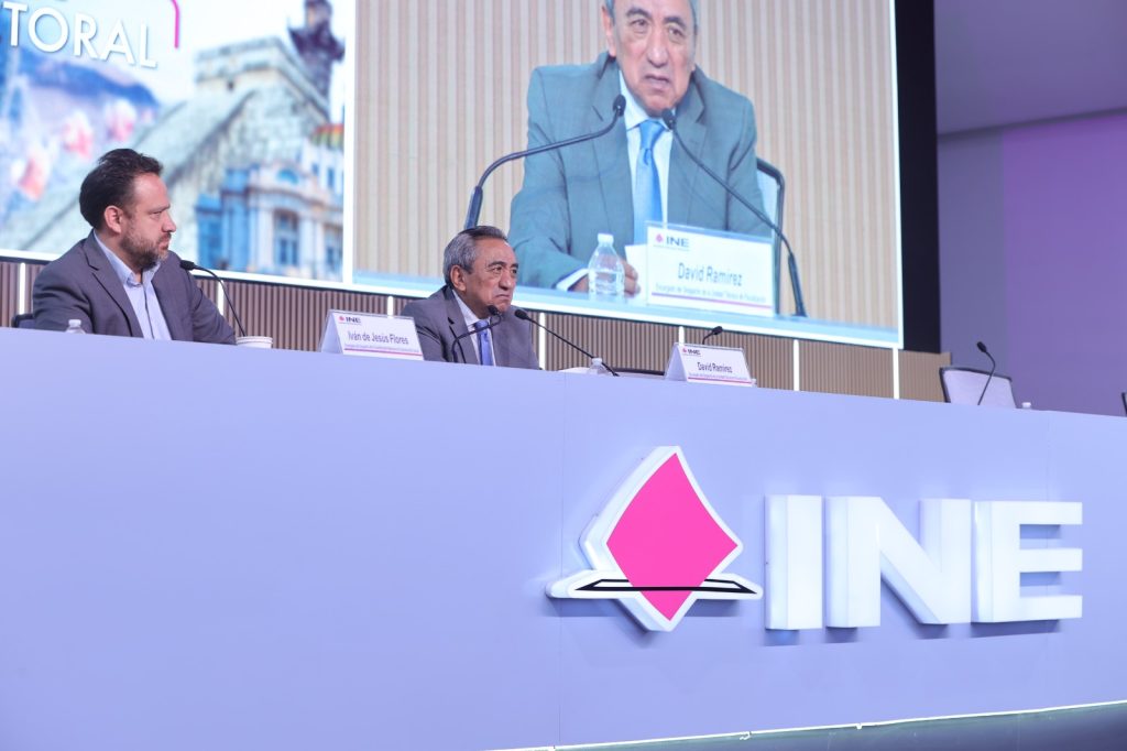 Conferencia de prensa de la Unidad Técnica de Fiscalización