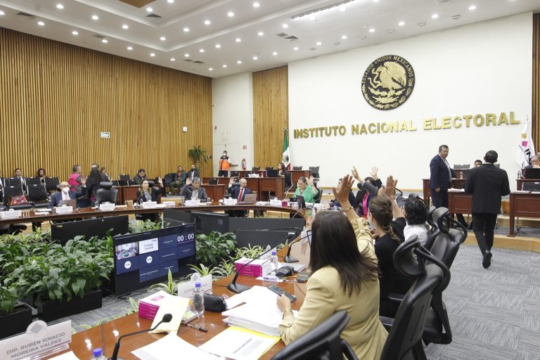 Botón para acceder a la cápsula de audio del Resumen de la sesión del Consejo General del INE