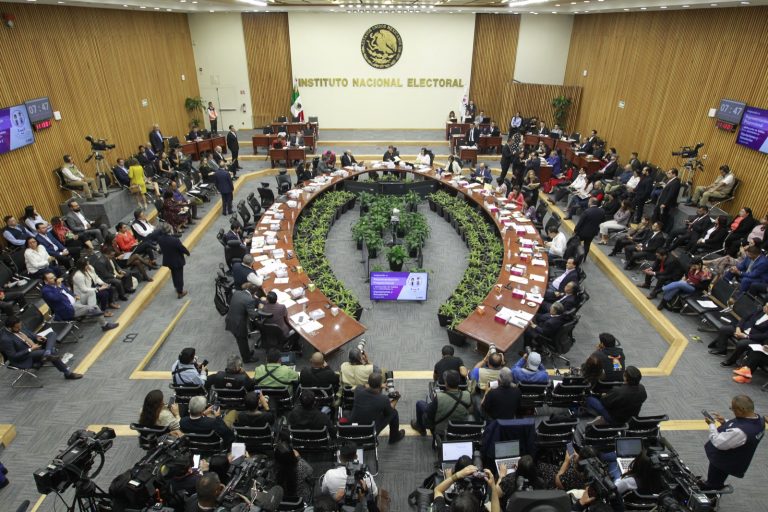 Sesión extraordinaria del Consejo General.