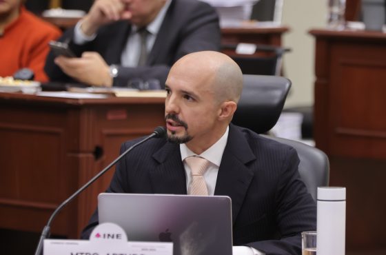 Arturo Castillo, Consejero Electoral