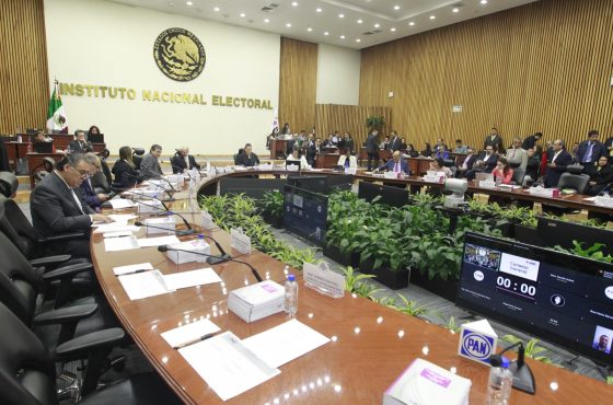 Botón para acceder a la cápsula de audio del Resumen de la sesión del Consejo General del INE