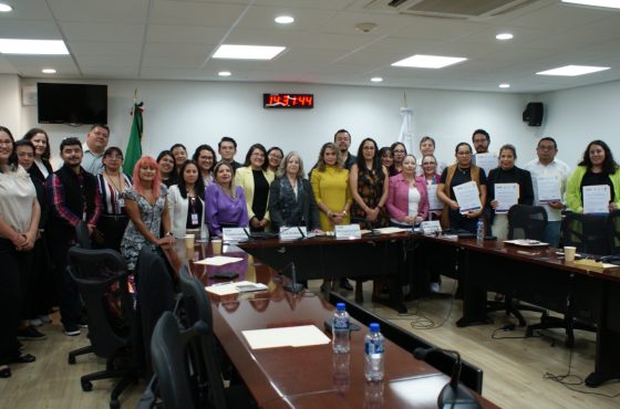 Participantes en el taller de primeros auxilios psicológicos