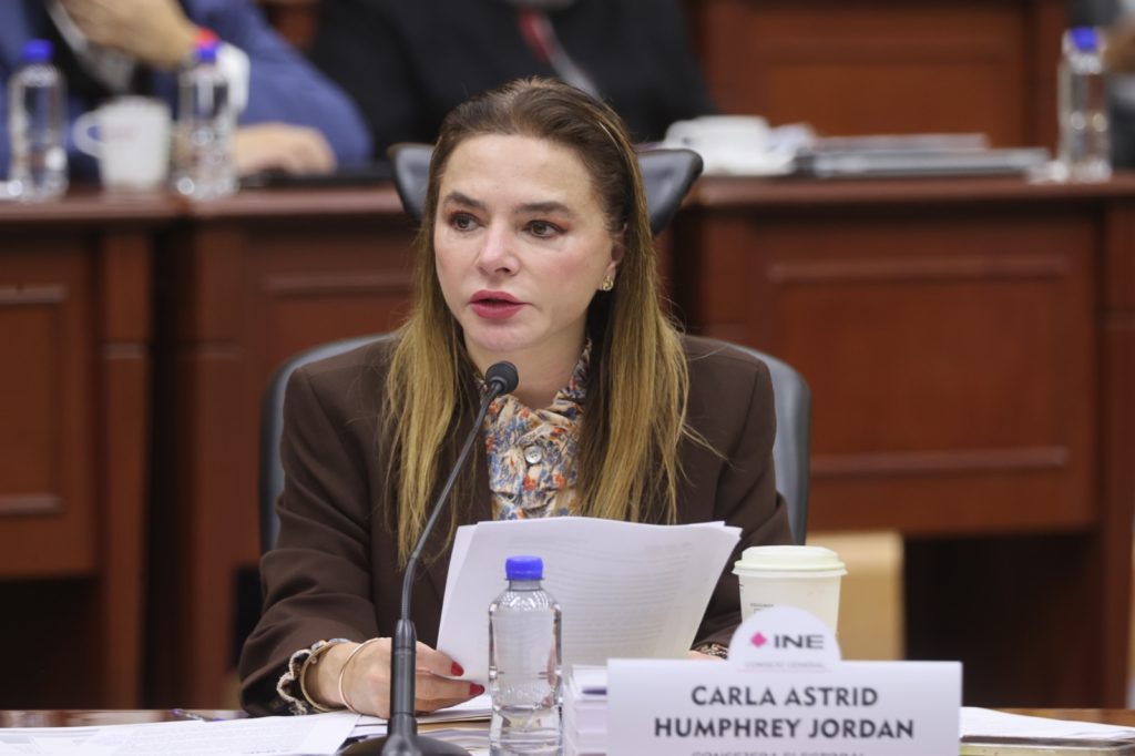 Carla Humphrey Jordan, Consejera Electoral