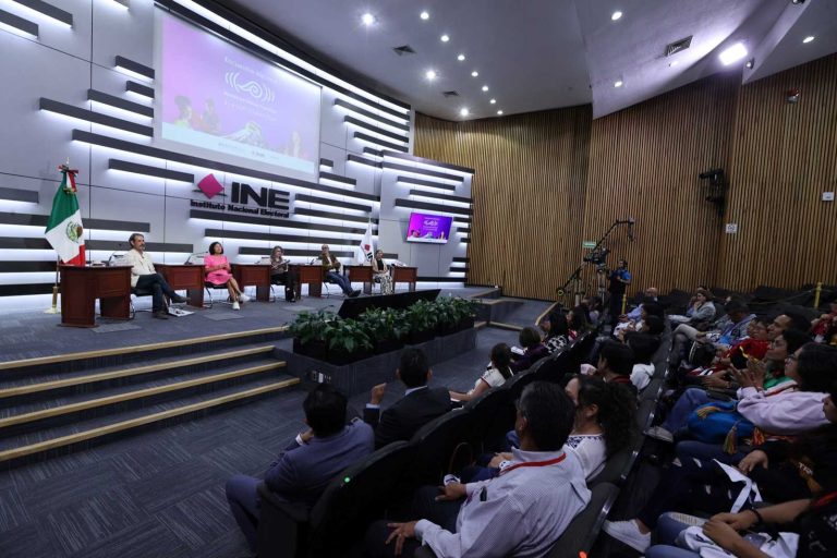 Presentación de campaña “Nuestras Voces Cuentan”