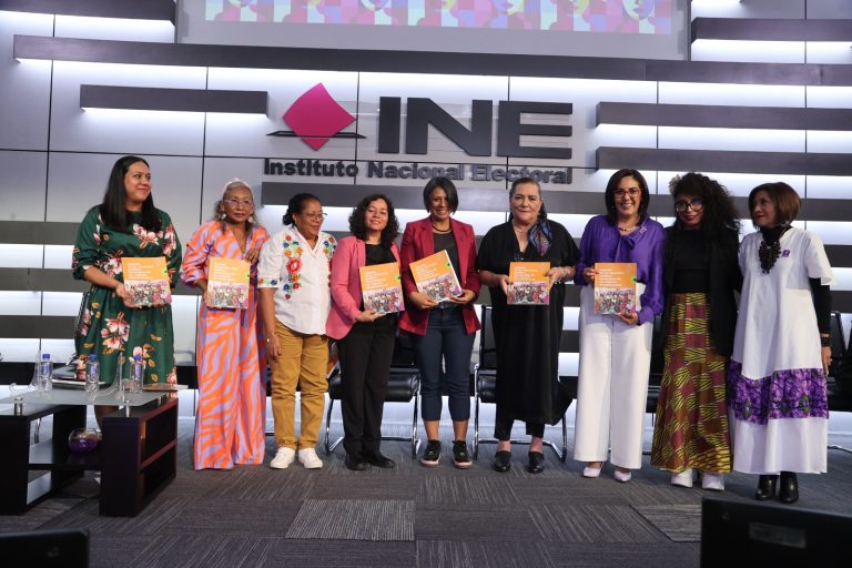 "Los derechos políticos electorales de las Mujeres Afromexicanas".