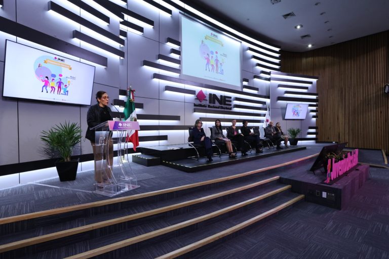 Claudia Zavala Pérez, Consejera Electoral del INE.