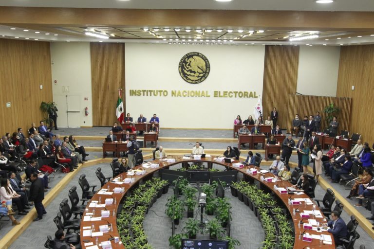 Sesión Extraordinaria del Consejo General (Heriberto Pérez fotógrafo INE).