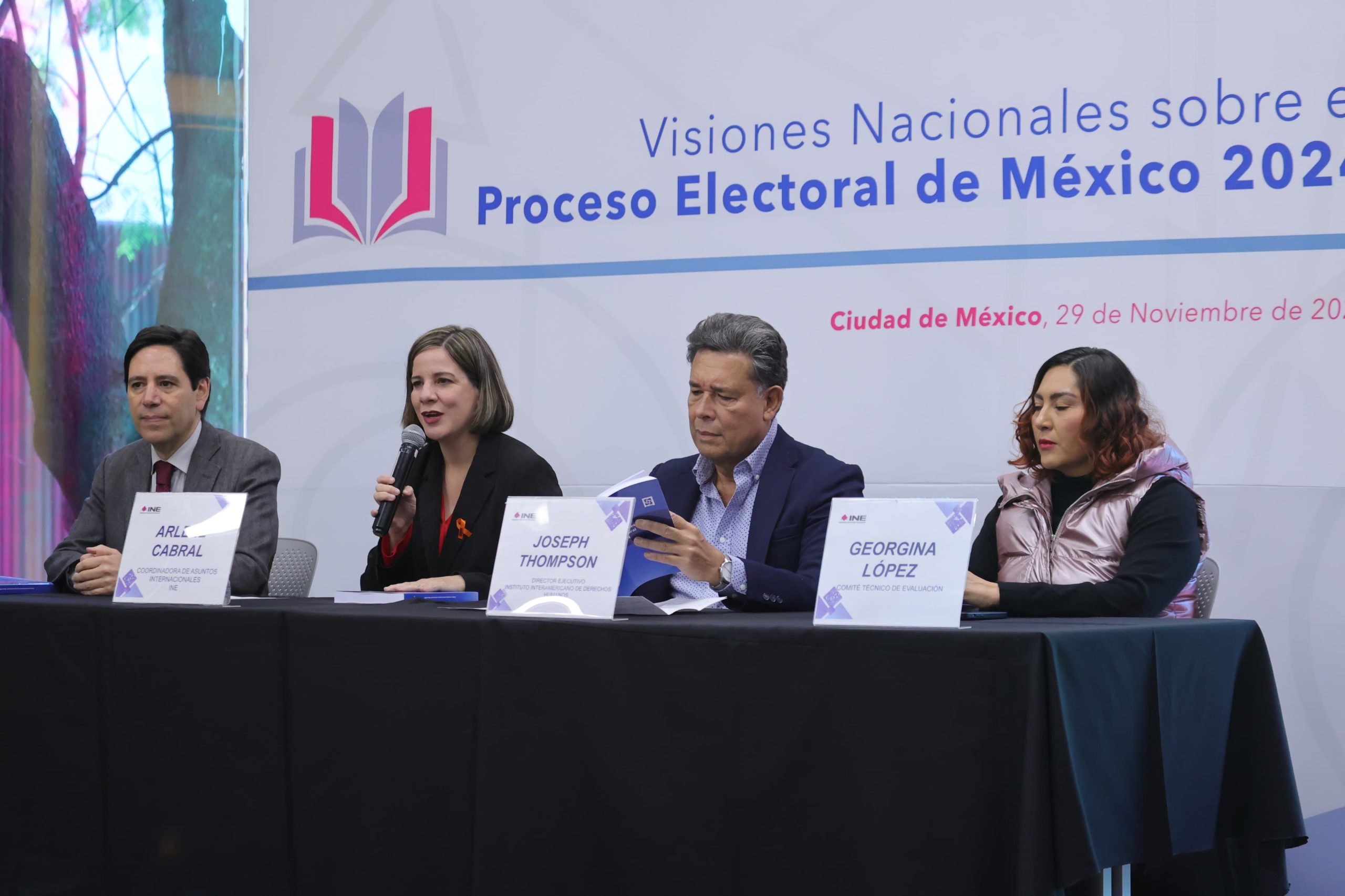 Presentación del Libro “Visiones Nacionales sobre el Proceso