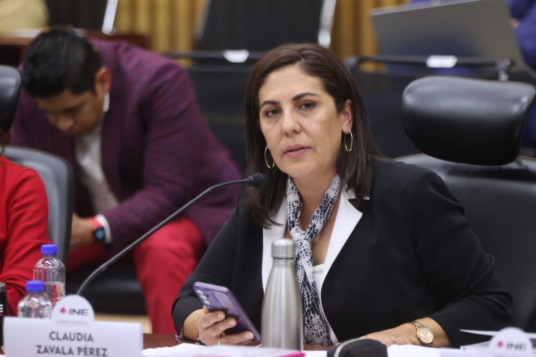 Claudia Zavala Pérez, Consejera Electoral.