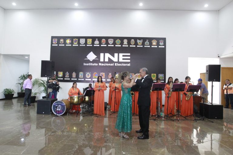 Concierto de música “Orquesta Danzonera”.