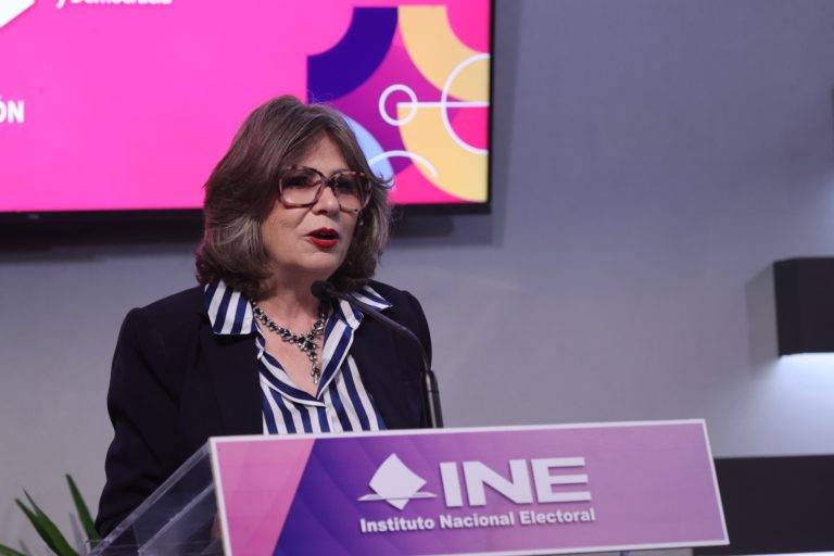 María Elena Cornejo Esparza, Directora Ejecutiva de Capacitación Electoral y Educación Cívica.