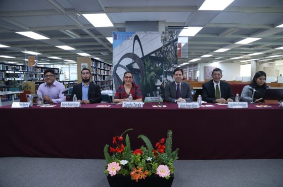 Claudia Zavala en el evento del COLMEX con el tema de observación electoral