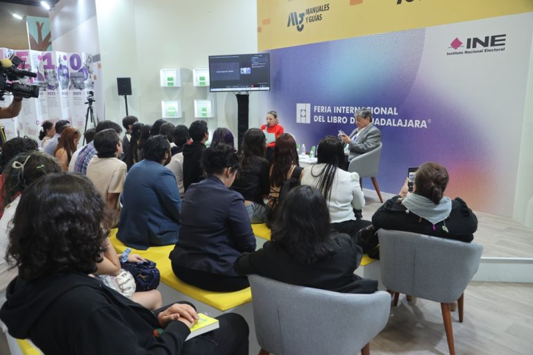 Presentación Editorial. Conferencias Magistrales “La democracia y el México de Afuera”.