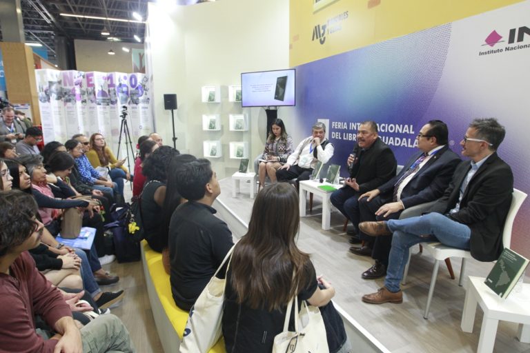 Presentación Editorial. Temas Selectos “Miradas actuales sobre América Latina: democracia, violencia y pandemia”.