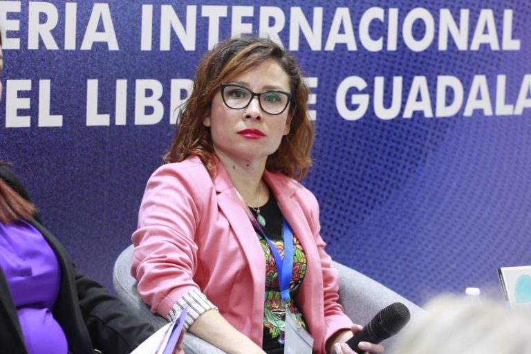 Mónica Montaño Reyes, Autora.