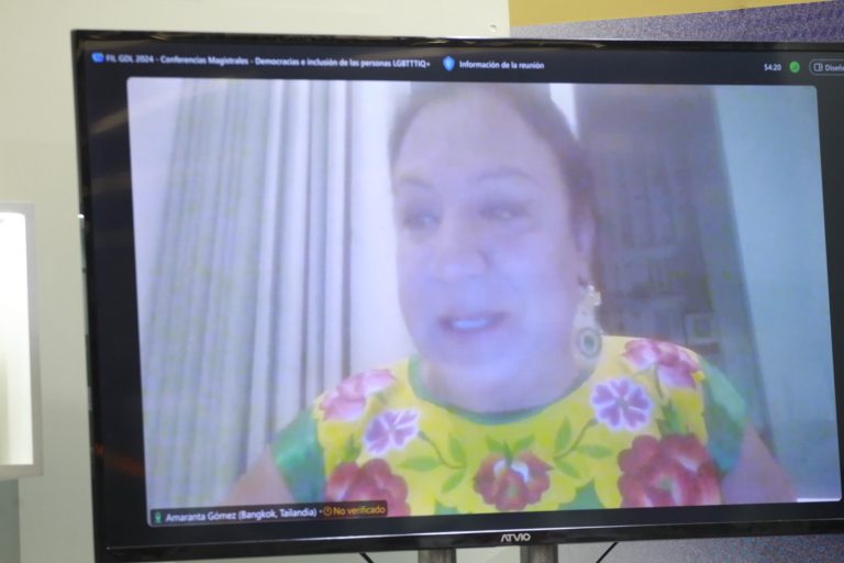 Amaranta Gómez Regalado, Autora.