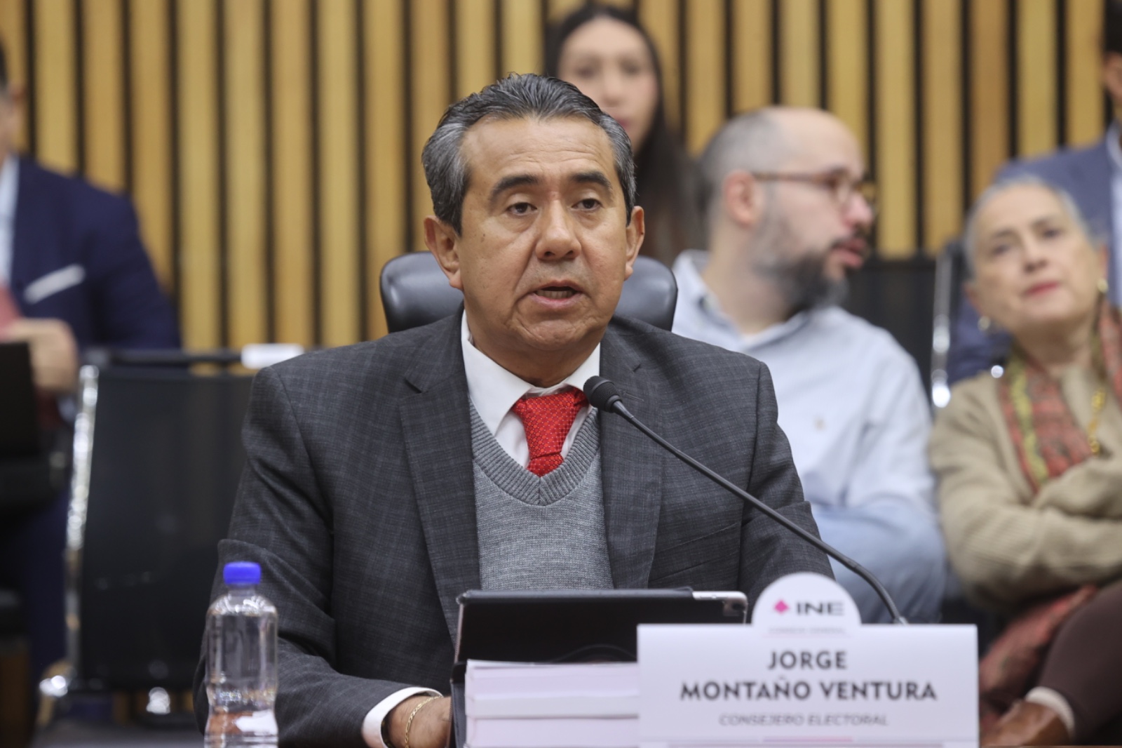 Intervención del Consejero electoral Jorge Montaño, durante la sesión del consejo general