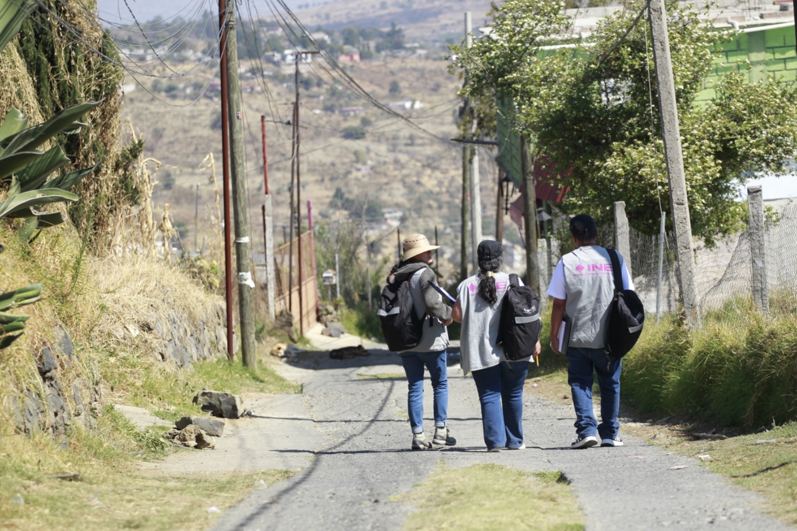 CAES en visitando domicilios para integración de funcionarios de casillas