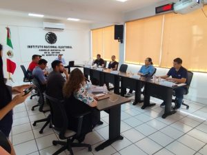 persona de consejo distrital sentados en reunión de trabajo