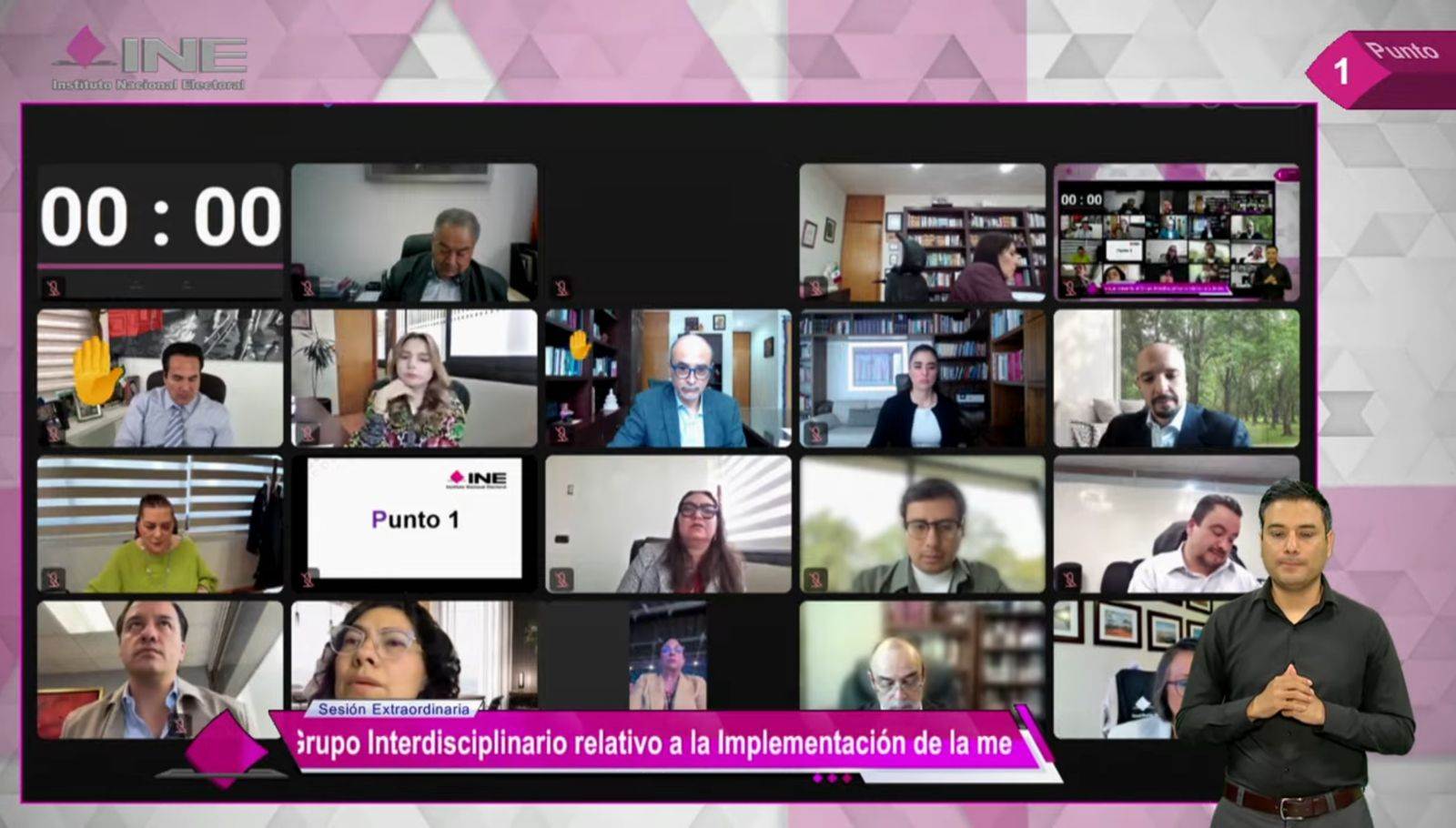 Pantalla con recuadros de las personas Consejeras Electorales participando en la Sesión.