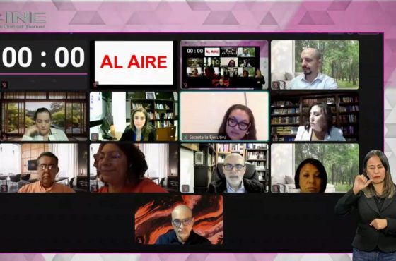 Pantalla con recuadros de las personas Consejeras Electorales participando en la Sesión.