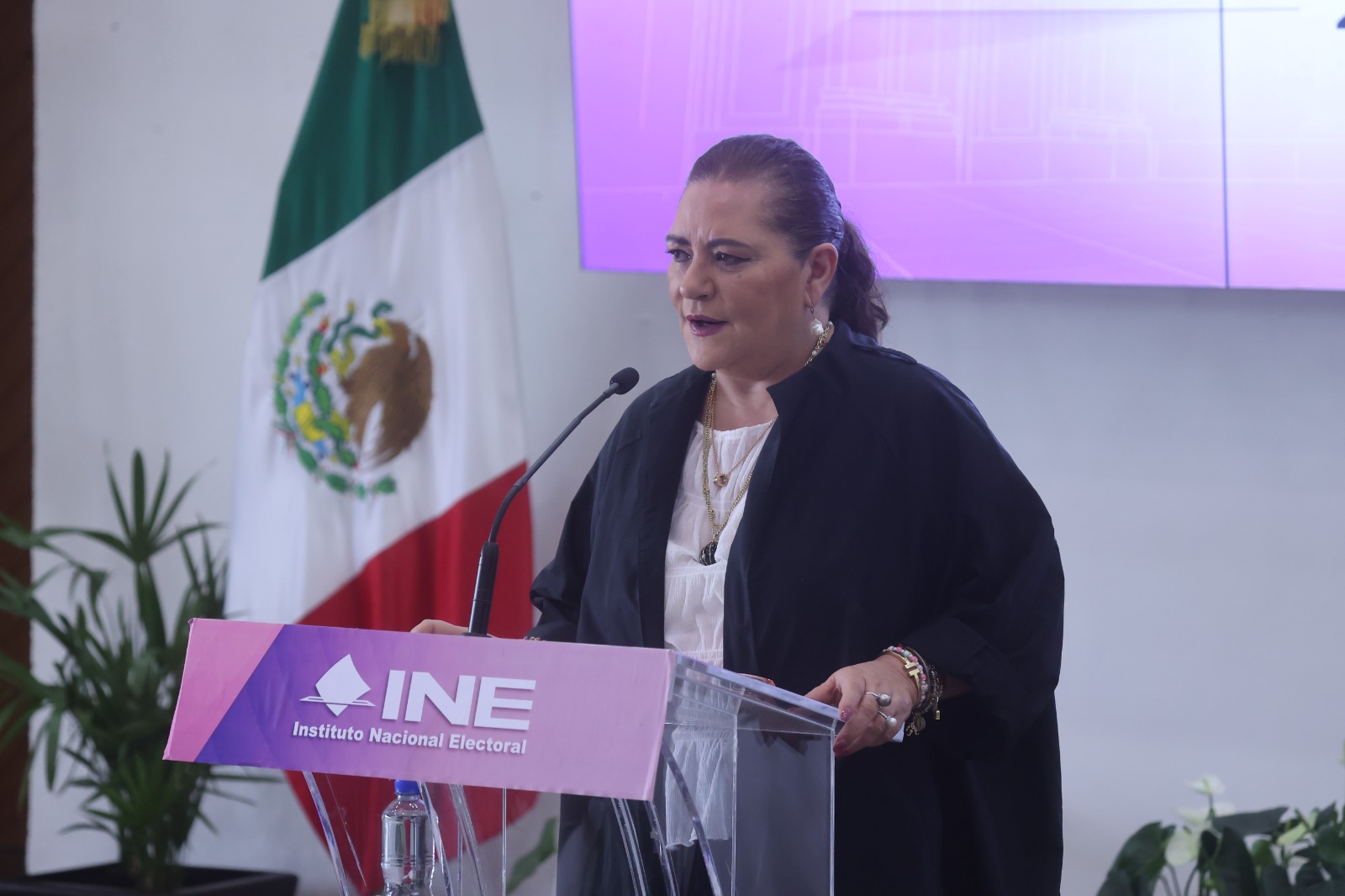 Guadalupe Taddei en conferencia de prensa