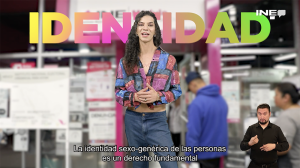 Persona Trans explicando como hacer la solicitud de cambio de género en la INE