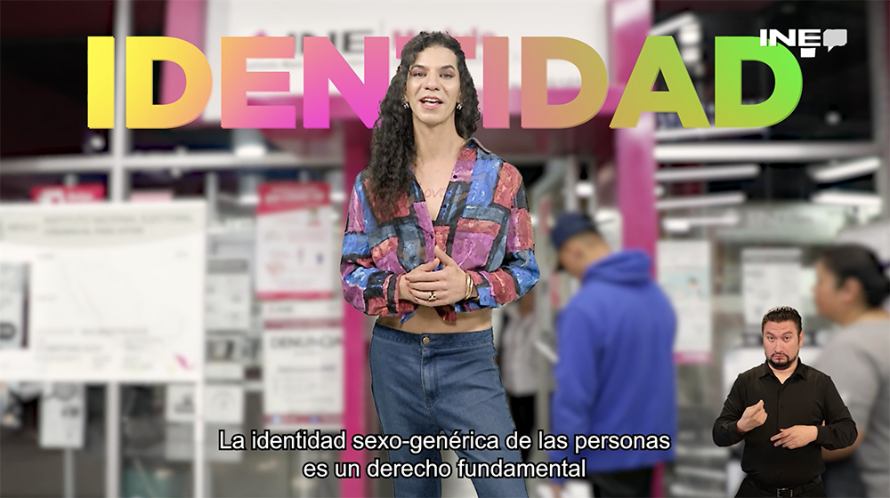 Persona Trans explicando como hacer la solicitud de cambio de género en la INE