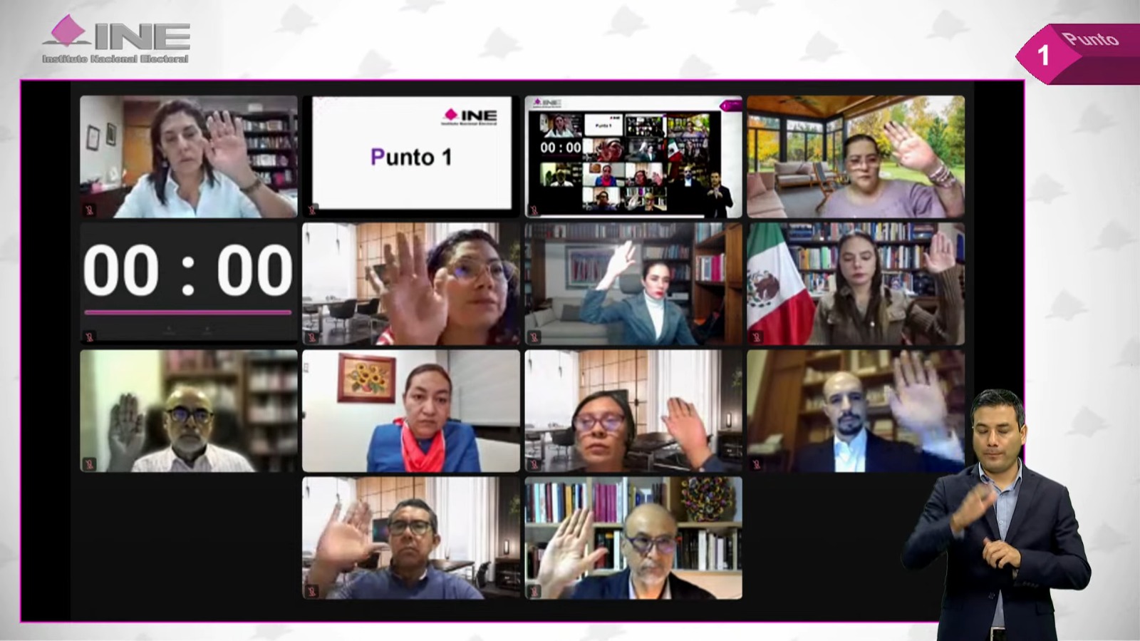 Pantalla con recuadros de las personas Consejeras Electorales participando en la Sesión.