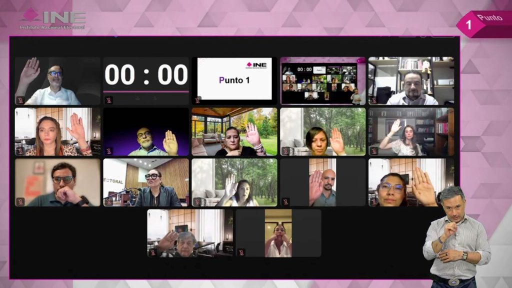Pantalla con recuadros de las personas Consejeras Electorales y los representantes de partidos participando en la Sesión.