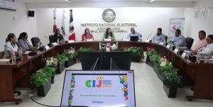 personas integrantes del INE y del Grupo coordinador para la Consulta 2024 en Chiapas