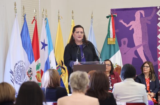 Guadalupe Taddei en la Conferencia de la Asociación de Magistradas Electorales