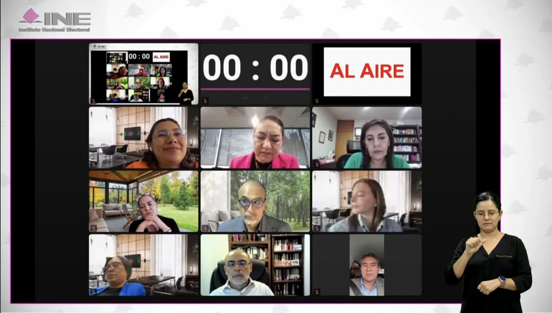 Pantalla con recuadros de las personas Consejeras Electorales participando en la Sesión.
