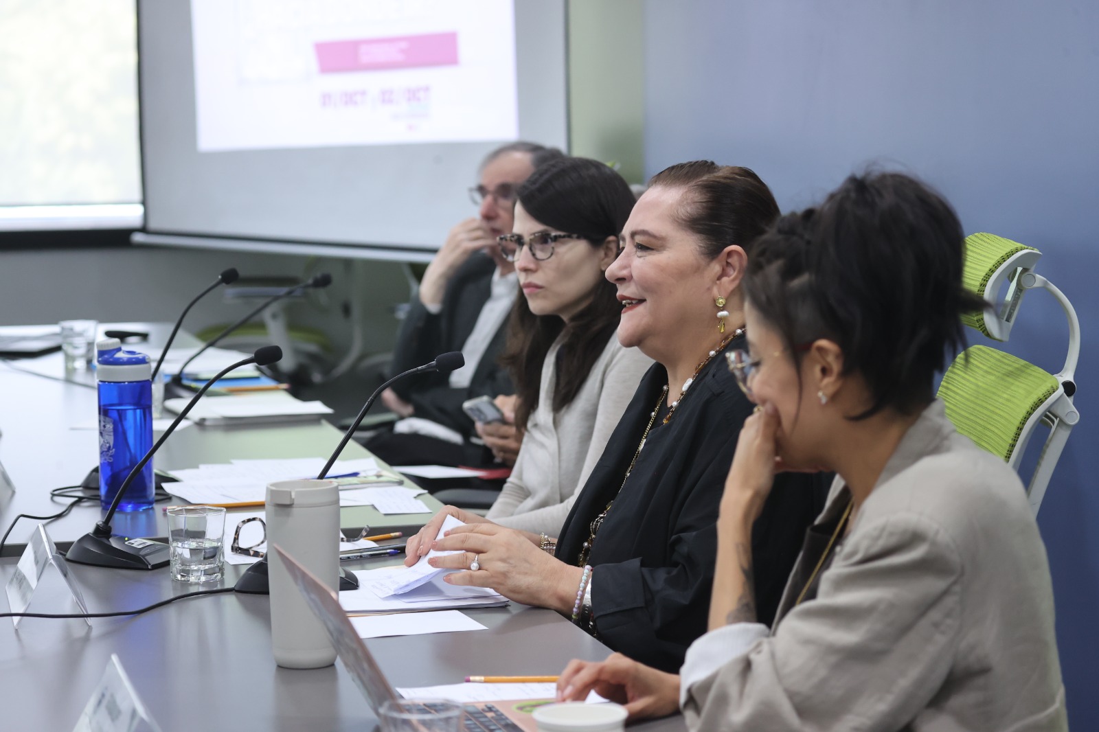 Consejera Presidenta Guadalupe Taddei en el Instituto de Investigaciones Jurídicas de la UNAM