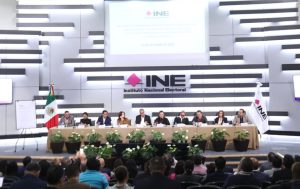 Reunión de la consejera presidenta, consejeras y consejeros del INE, Partidos Políticos Locales