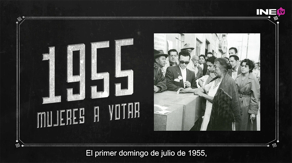 Imagen de las primeras mujeres ejerciendo su voto
