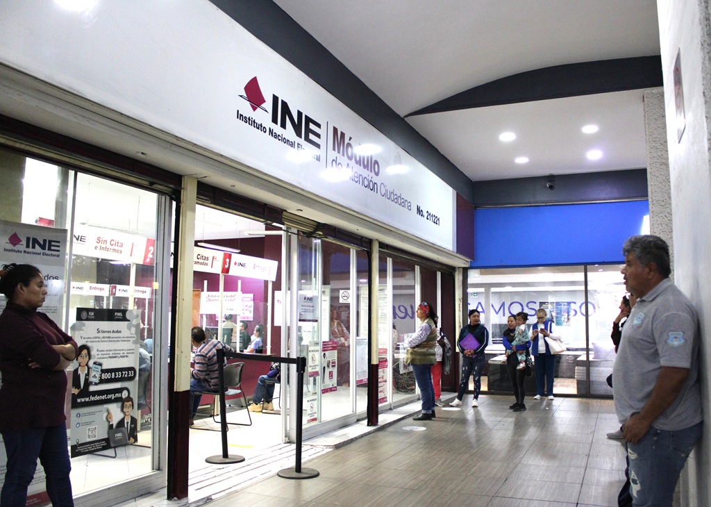 fachada de un módulo del INE en e estado de Puebla