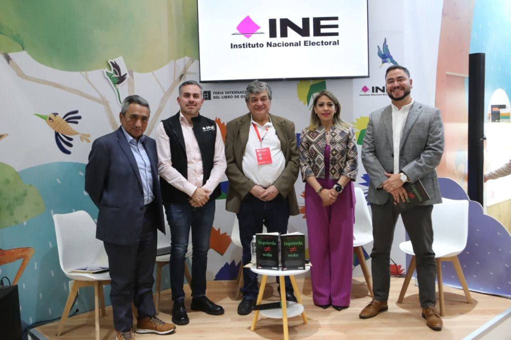 Consejero Uuc-kib Espadas en la FIL Guadalajara 2025
