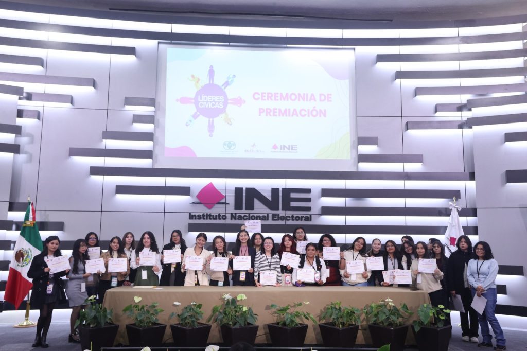Participantes del Concurso Nacional de Líderes Cívicas 2025