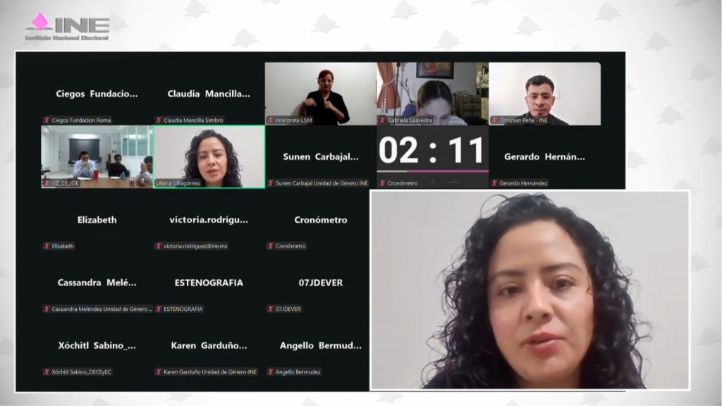 Pantalla con los recuadros de la gente participante y Liliana Villagómez Ibelles, Analista de Evaluación seguimiento Programático y Transparencia.